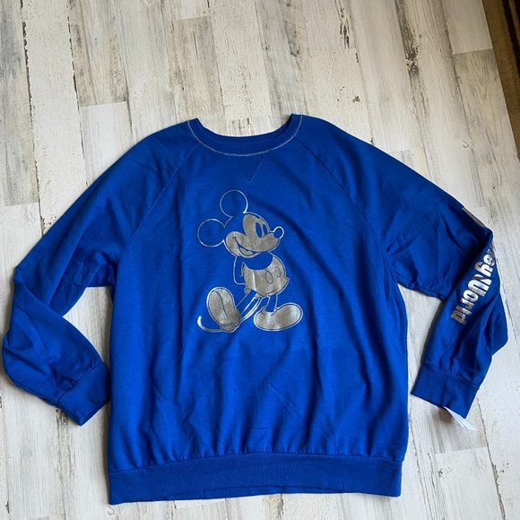 Disney Tops - NWT Disney World XXL Wishes Come True Sweatshirt